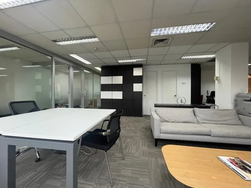 Oficina En Arriendo Excelente Conectividad
