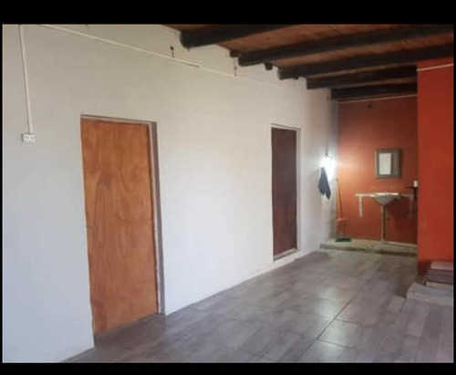 Tres Casas En Un Terreno De 1144 Mts Esquina Ctes