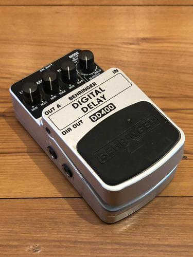 Pedal Behringer Dd400 Digital Delay  - Semi Novo