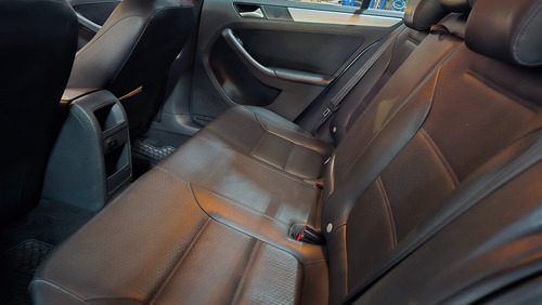 Volkswagen Jetta 2.5 Sport Mt