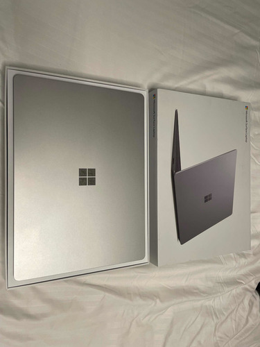 Microsoft Surface Laptop (Usado)