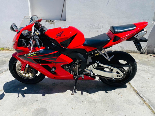 Honda Cbr 1000 Rr Racing
