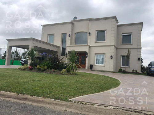 Imagen 2 de 29 de Espectacular Propiedad Al Lago A La Venta En Country San Eliseo Golf Club, San Vicente