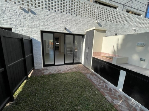 Imagen 11 de 23 de Dúplex A Estrenar De Categoria En Venta, San Miguel.