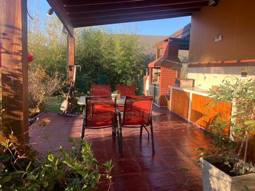 Imagen 10 de 22 de Muy Linda Casa Harás Santa María El Atardecer