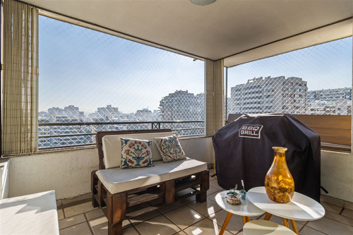 Amplio De 4 Dorm. En Las Condes
