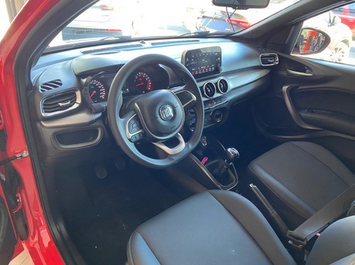 Imagen 6 de 16 de Fiat Cronos Hgt