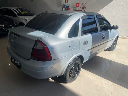 Chevrolet Corsa Sedan 1.8 Maxx Flex Power 4p
