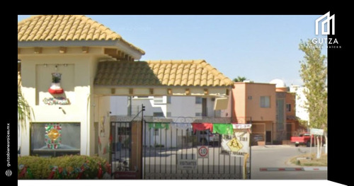 Casa En Remate Bancario En Fraccionamiento Villas De Las Perlas