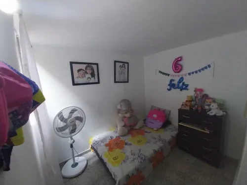 Casa En Venta En Los Bucaros. Cod V12858