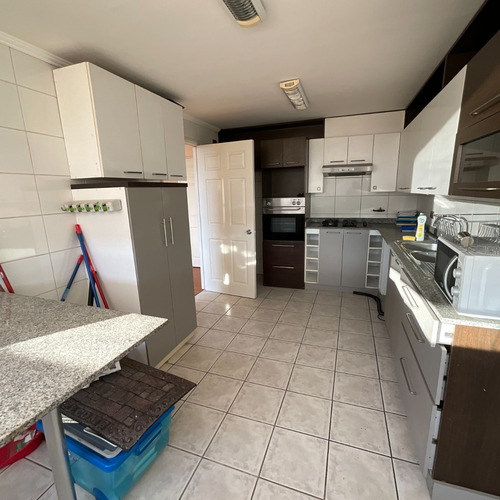 Arriendo Depto. 3d/2b/1e, Huertos Familiares, Excelente