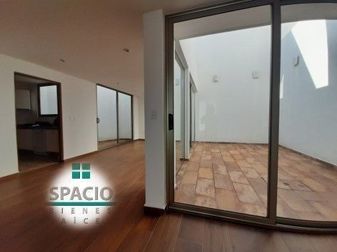 Imagen 2 de 23 de Casa En Venta, Con Roof Privado Col. Lomas Quebradas