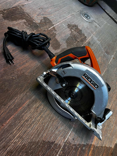 Sierra Circular Ridgid R32021 De 7 1/4