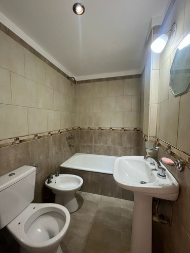 Monoambiente En Alquiler En Moron Sur