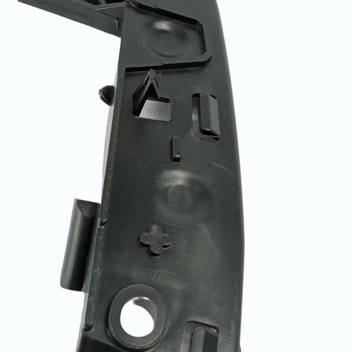 Suporte Guia De Parachoque Dianteiro Lado Direito C3 13 A 19