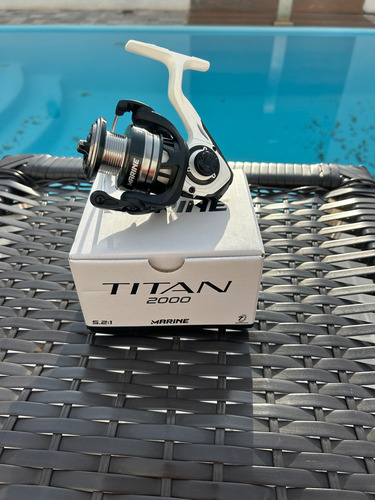 Molinete Marine Sports Titan 2000 7 Rolamentos Branco Direito/esquerdo