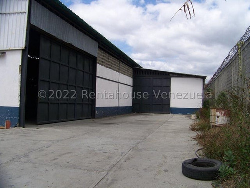 Ji 24-2888. Alquiler De Galpón De 2000m2 Ubicado En Guarenas. Rah
