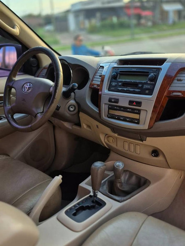 Toyota Hilux Sw4 Td Srv Cuero L05 2006