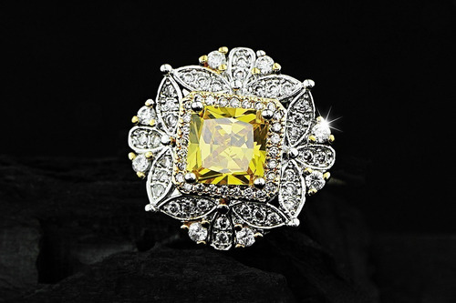 Imagen 4 de 8 de Anillos Compromiso Plata Elegante Estilo Lujo Fino Regalo