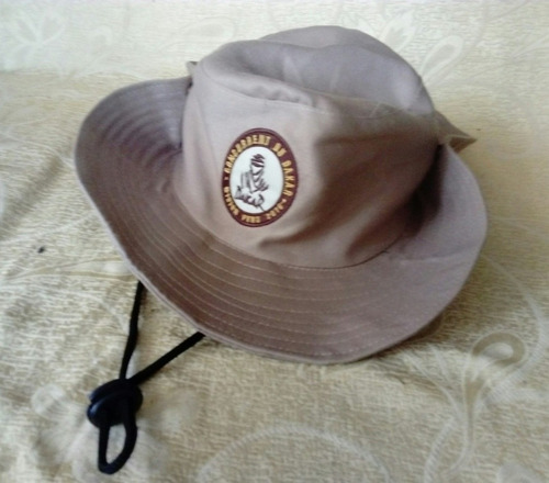 Gorros Y Sombreros Bordados Dakar