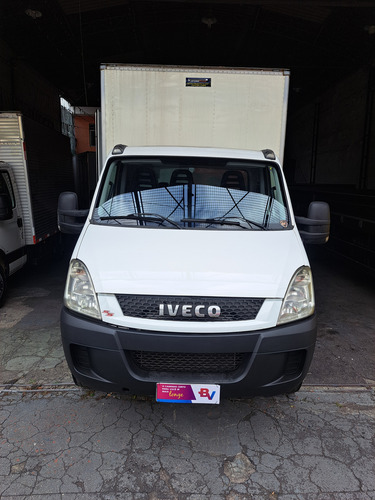 Iveco Daily 35s14 Ano 17 Bau . Unico Dono .