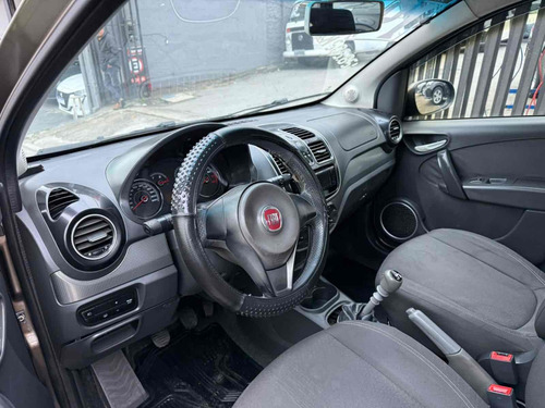 Fiat Grand Siena 1.4 MPI ATTRACTIVE 8V FLEX 4P MANUAL