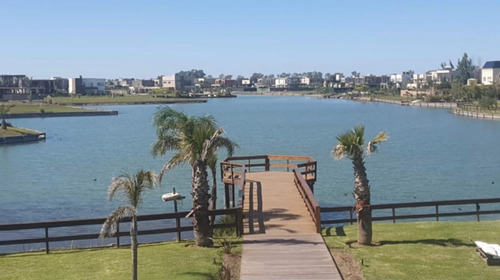 Imagen 7 de 14 de Lote Salida A La Laguna La Mejor Vista De Lagos Listo Para Construir