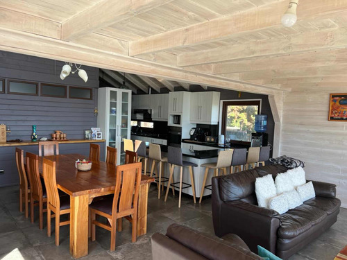 Casa 7 Dormitorios Y 3 Baños