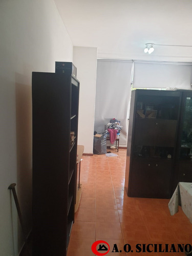 Gran Departamento 1 Ambiente Al Frente - Apto Profesional