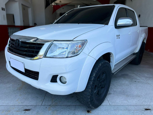 Toyota Hilux 2.7 Srv Cab. Dupla 4x2 Flex Aut. 4p