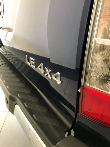Nissan Frontier 2.3 Le Cd 4x4 Mt
