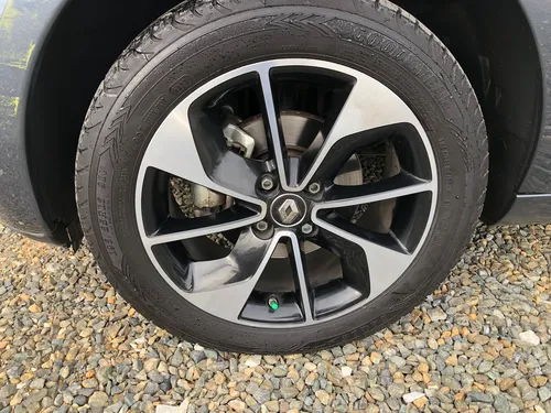 Renault Zoe At 4x2