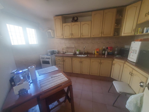 Venta Casa Ph 3 Dormitorios Garage Y Terraza Pocitos