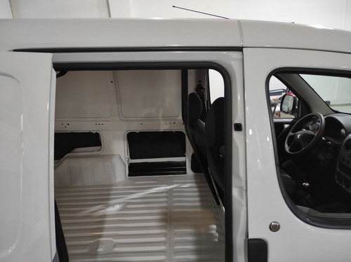 Imagen 8 de 25 de Peugeot Partner Furgon 1.6 Nafta Az