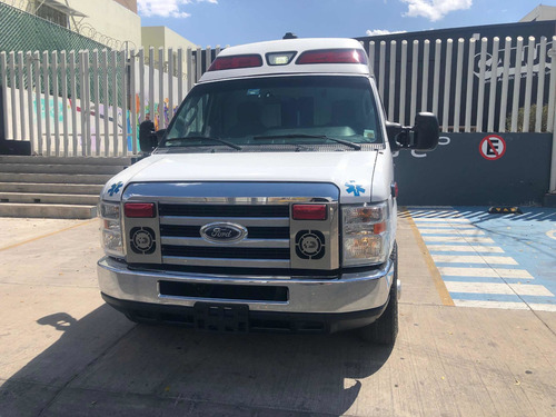 Imagen 9 de 15 de Ford Ambulancia Demers T2 2012