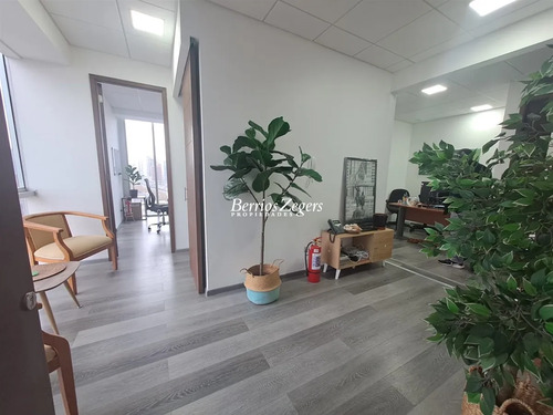 Oficina En Venta En Concón Las Pelargonias Seminueva 60 M2