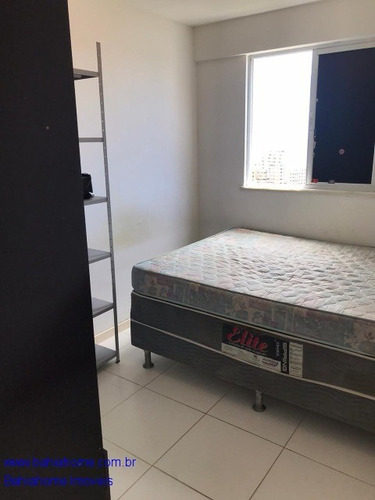 Imagem 16 de 21 de Com Ambientes Amplos, Piscina Com Vista Mar Essa Bela Cobertura Triplex A Venda No Costa Azul - Ap1043luz