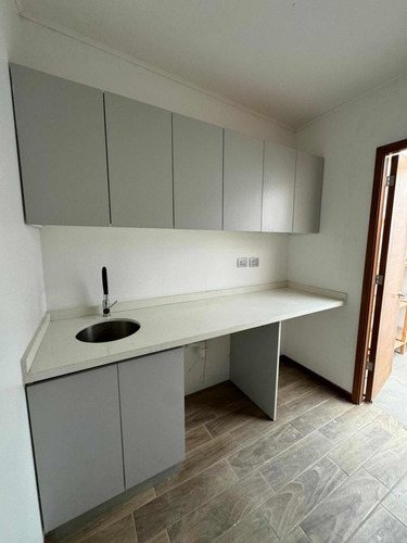 Amplia Y Moderna Casa 4d Y 3b En 5000 M2