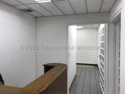 Cur Oficina En Venta En Los Cortijos De Lourdes 24-7012 Yg