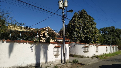 Imagen 2 de 14 de Casa En Venta Las Morochas 322mts Alexandra Ramírez