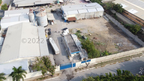 Complejo Galpones, Terreno Con 10.000 Mts2 En Venta En La Zona Industrial De Barquisimeto - Maria Valera 