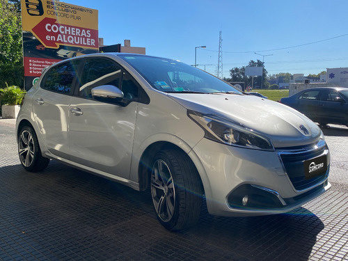 Autos Peugeot 208 Allure 1.6 Tiptronic Nav 2016 Citroen Ford