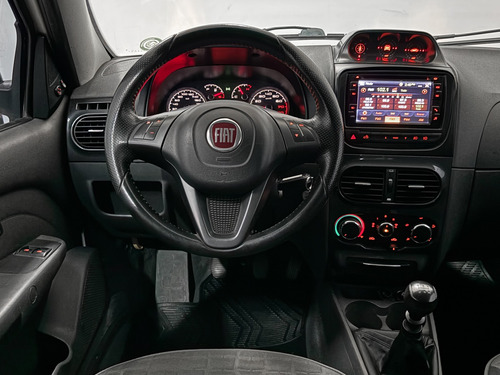 Fiat Strada 1.8 MPI ADVENTURE CD 16V FLEX 3P MANUAL