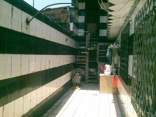 Imagem 11 de 23 de Casa Com 2 Dormitórios À Venda, 108 M² Por R$ 450.000,00 - Areia Branca - Santos/sp - Ca0050