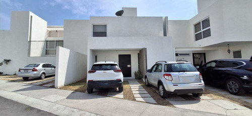 Renta De Casa En Misión San Joaquín