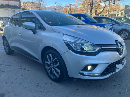 Renault CLIO IV EXPRESSION 1.2 MT