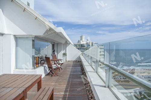 Imagen 24 de 30 de Espectacular Penthouse En Venta A Pasos Del Mar. 3 Dormitorios + Dependencia. Playa Brava. - Punta Del Este Brava