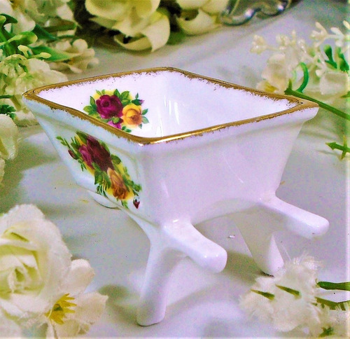 Fina Miniatura Royal Albert Old Country Roses De Colección (Usado)