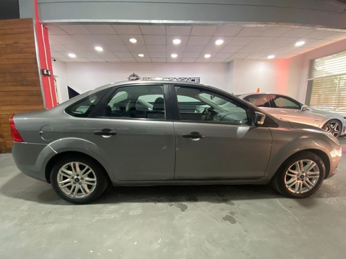 Imagen 8 de 19 de Ford Focus Exe 1.6 Gnc 2012