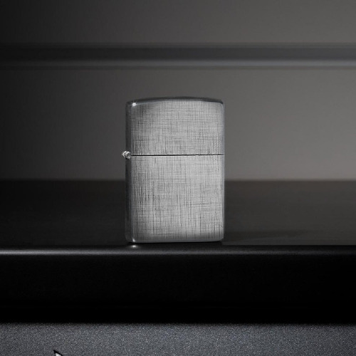 Imagen 7 de 10 de Encendedor Zippo Lighter Classic Linen Weave
